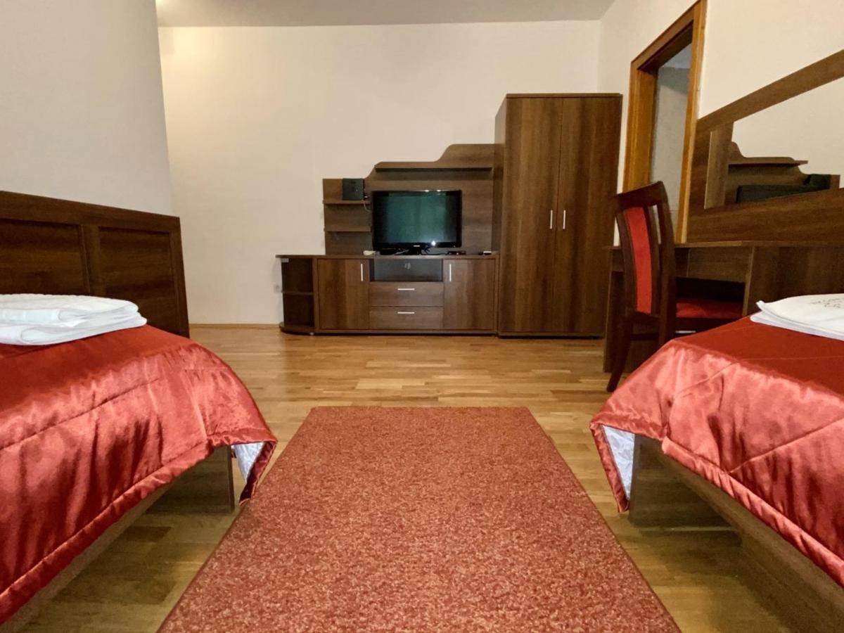 Szelcepuszta Vadaszhaz Otel Dış mekan fotoğraf